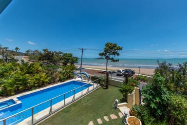 Property 30 Coral Esplanade, CANNONVALE QLD 4802 IMAGE 0