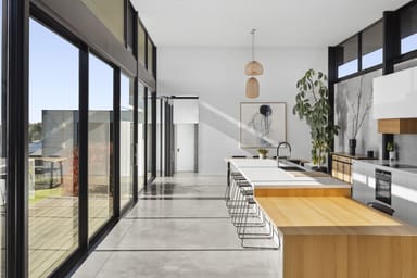 Property 72 Stoneleigh Crescent, Highton VIC 3216 IMAGE 0