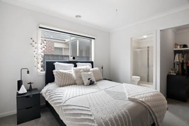 Property 8 Inverness Road, Mernda VIC 3754 IMAGE 0
