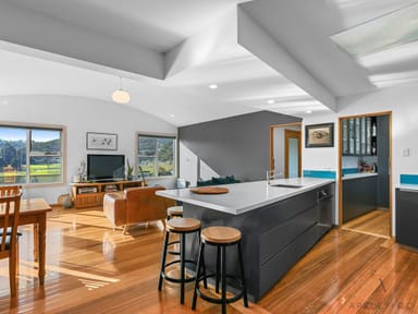 Property 28 Sunhaven Avenue, Geilston Bay TAS 7015 IMAGE 0