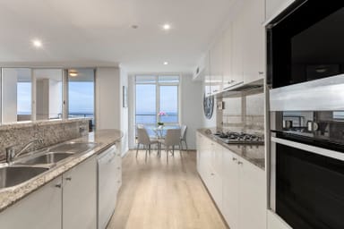 Property 807, 127 Beach Street, Port Melbourne VIC 3207 IMAGE 0