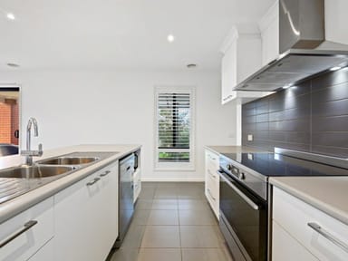 Property 9 Digney Street, PAYNESVILLE VIC 3880 IMAGE 0