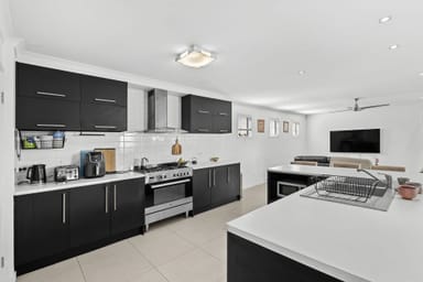 Property 11 Somers Street, NUDGEE QLD 4014 IMAGE 0