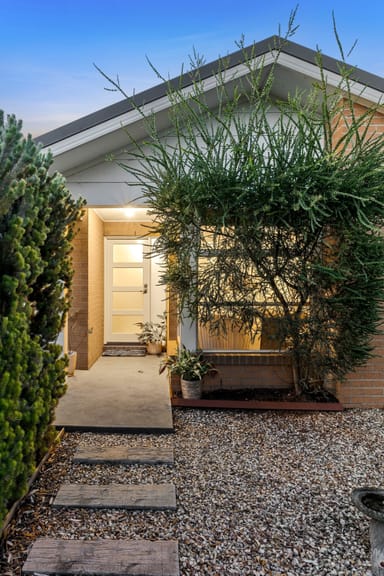 Property 6 Whitecliff Way, Armstrong Creek VIC 3217 IMAGE 0