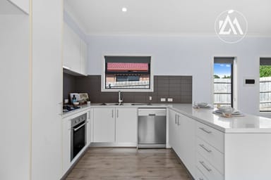 Property 3, 195 Beach Street, Frankston VIC 3199 IMAGE 0