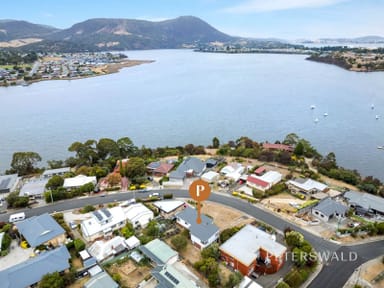 Property 4 Wendourie Parade, Austins Ferry TAS 7011 IMAGE 0