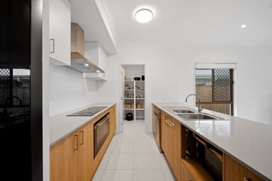 Property 33 Laxton Road, Pallara QLD 4110 IMAGE 0