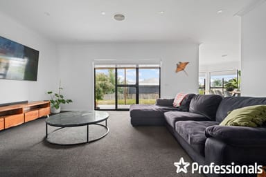 Property 18 Darwin Drive, Llanarth NSW 2795 IMAGE 0