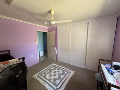 Property 32 Wenck Street, Moura QLD 4718 IMAGE 0