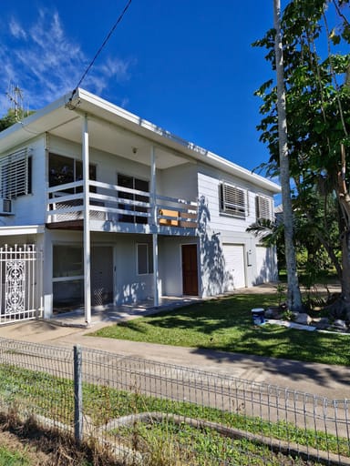 Property 15 POWERS STREET, BUXTON QLD 4660 IMAGE 0