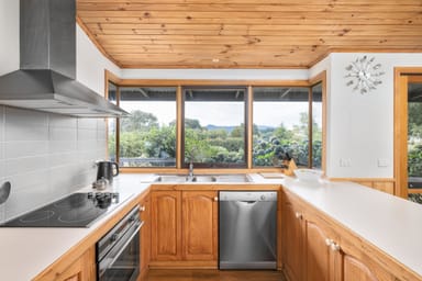 Property 32 Trewhella Drive, Newham VIC 3442 IMAGE 0