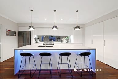 Property 7 Straughan Close, Lysterfield VIC 3156 IMAGE 0