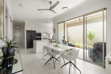 Property 18/299 Napper Road, Arundel QLD 4214 IMAGE 0