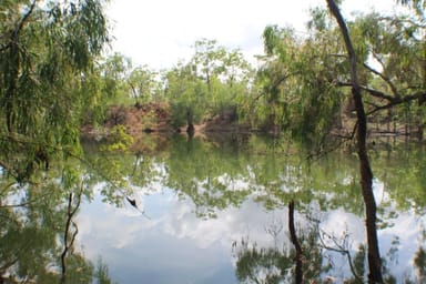 Property 195 Crater Lake Road, Batchelor NT 0845 IMAGE 0