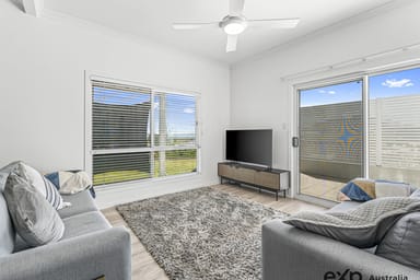 Property 27 Schooner Rise, River Heads QLD 4655 IMAGE 0