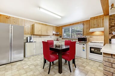 Property 15 Lindsay Street, HEYWOOD VIC 3304 IMAGE 0