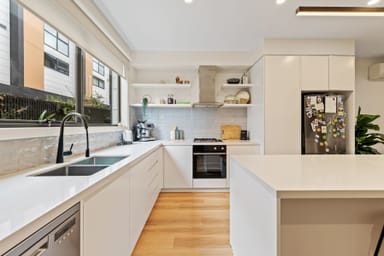 Property 17, 27 Finch Street, Notting Hill VIC 3168 IMAGE 0