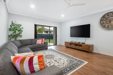 Property 60 Pinnacle Circuit, Heathwood QLD 4110 IMAGE 0