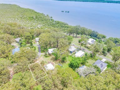 Property 39 Ilumba Street, RUSSELL ISLAND QLD 4184 IMAGE 0