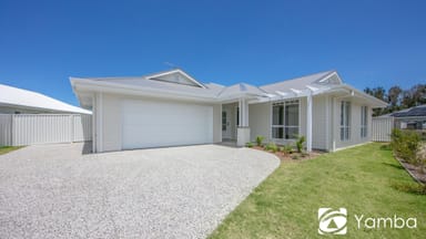 Property 8 Lillian Place, Yamba NSW 2464 IMAGE 0