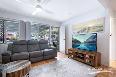 Property Unit 3, 15 View St, Woody Point QLD 4019 IMAGE 0