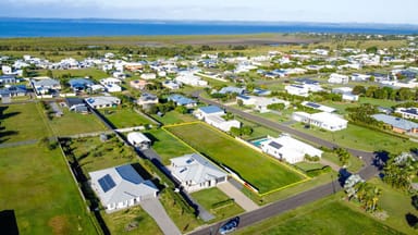 Property 4 Loggerhead Court, River Heads QLD 4655 IMAGE 0