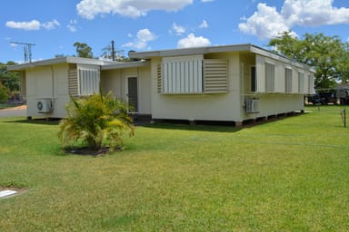 Property 3 Ivy Street, BLACKALL QLD 4472 IMAGE 0