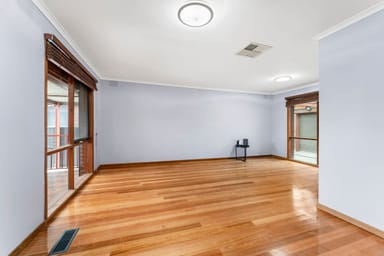 Property 33 Hunt Crescent, Clarinda VIC 3169 IMAGE 0