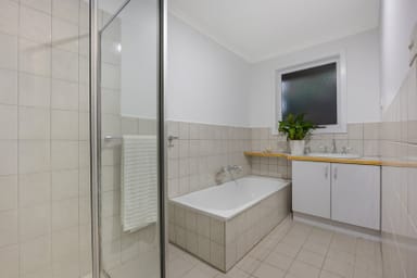 Property 28 Lorenzo Way, Aspendale Gardens VIC 3195 IMAGE 0