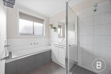 Property 7 Banksia Court, Beaufort VIC 3373 IMAGE 0