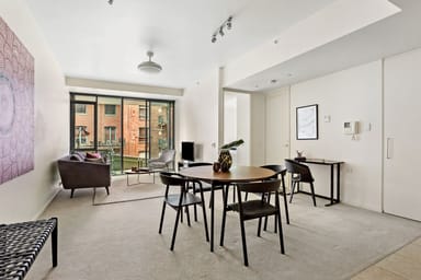 Property 34, 2 Esplanade West, Port Melbourne VIC 3207 IMAGE 0