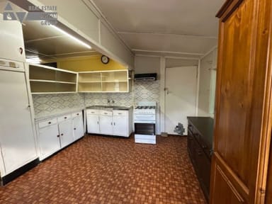 Property 27 Dundas St, Emerald QLD 4720 IMAGE 0