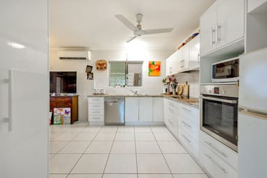 Property 288 Buchan Street, WESTCOURT QLD 4870 IMAGE 0