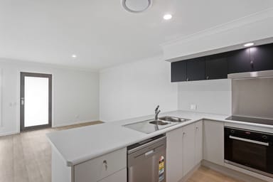 Property 1/2, 18 Vanessa Cres, Cotswold Hills QLD 4350 IMAGE 0