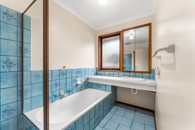 Property 33 Hunt Crescent, Clarinda VIC 3169 IMAGE 0