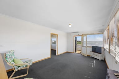 Property 22 Hamilton Street, Peterborough VIC 3270 IMAGE 0