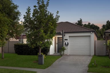 Property 5 Sovereign Circuit, Glenfield NSW 2167 IMAGE 0