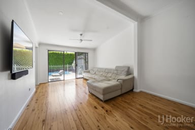 Property 8 Universal Street, Eastlakes NSW 2018 IMAGE 0