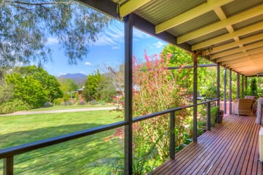 Property 20 Walnut Grove, Bright VIC 3741 IMAGE 0