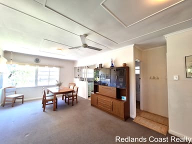 Property 28 Wharf St, Macleay Island QLD 4184 IMAGE 0