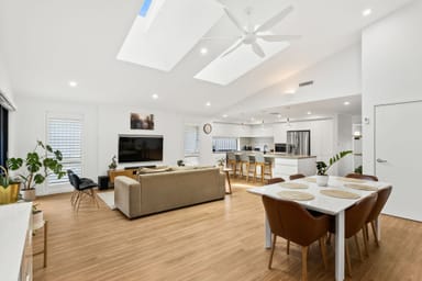 Property 8 Solstice Drive, Dunmore NSW 2529 IMAGE 0