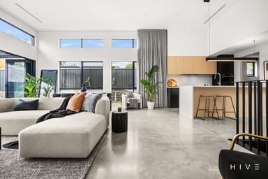 Property 2/11 Enderby Street, Mawson ACT 2607 IMAGE 0
