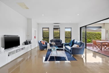 Property 35 Crampton Chase, SANDHURST VIC 3977 IMAGE 0