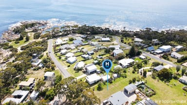 Property 18 Bay View Avenue, BINALONG BAY TAS 7216 IMAGE 0