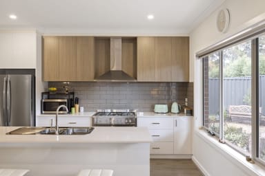 Property 4, 4 Gordon Crescent, ROMSEY VIC 3434 IMAGE 0