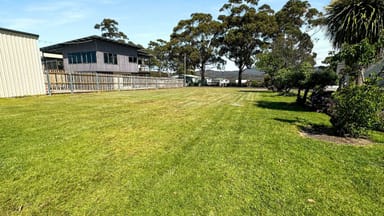 Property 18 Bay View Avenue, BINALONG BAY TAS 7216 IMAGE 0