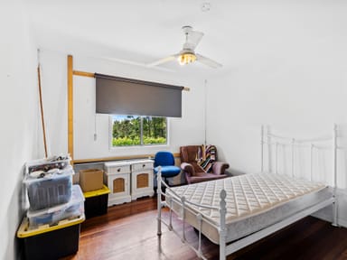 Property 15 Barrinia Street, Manly QLD 4179 IMAGE 0