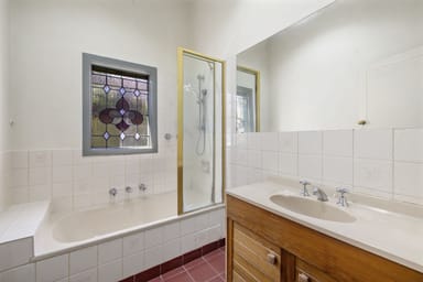 Property 215 Murrumbeena Road, MURRUMBEENA VIC 3163 IMAGE 0