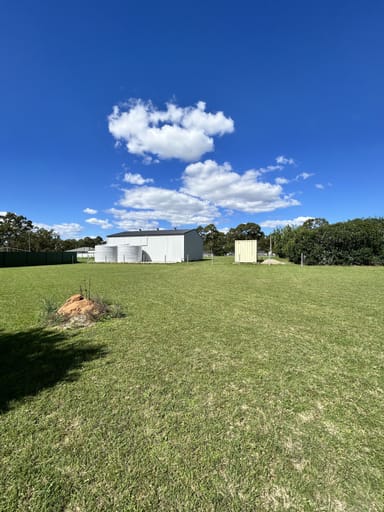 Property 16 Leslie Lane, Hendon QLD 4362 IMAGE 0