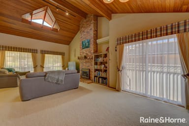 Property 12 Moondah Close, TAMWORTH NSW 2340 IMAGE 0